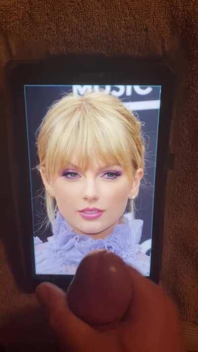 Taylor Swift [re-upload from old account]