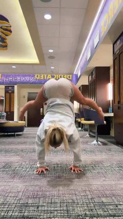 Livvy Dunne new TikTok