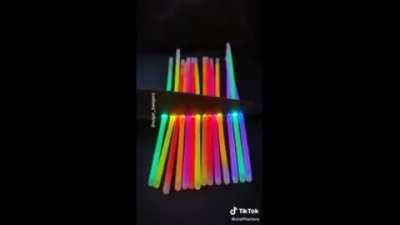 Mini-Fireworks from Cutting Glow Sticks