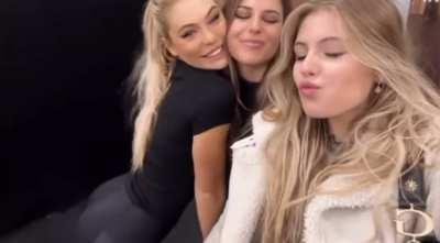 IG story (that ass..)