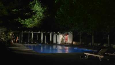 Maria Dizzia - Fits and Starts (US2017) - beware the crazy naked woman