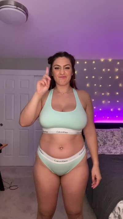 When Big Sis Accidentally Sends You the Wrong TikTok 😈😜