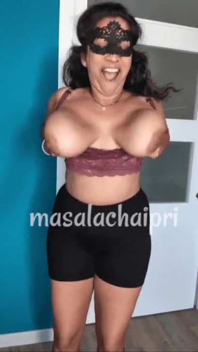 Hey all! It's Pri:) enjoy this video of me being an absolute goob 🤣 sense of humor is really important to me! What's a non physical attribute that's important to you in a partner? 