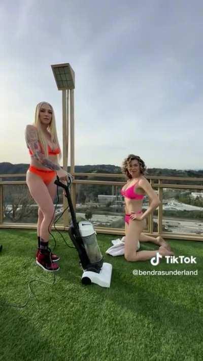 Kendra Sunderland @bendrasunderland