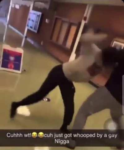 What y’all doing if this you twin😂😂