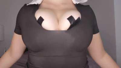 my wednesday addams titty bounce 🤪