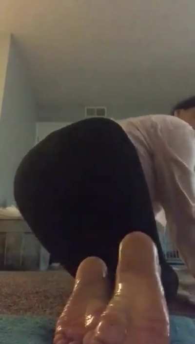 If Yall upload More Videos I'll upload Nude