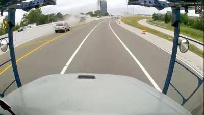 The moment a fuel tanker drifts into the median and explodes on I-75 in Troy MI. The fire raged for over 2 hours, and I-75 is shut down indefinitely. The driver survived. July 12, 2021
