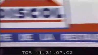 In 1984 a German correspondent in Paris explains how to cross Place de la Concorde. 