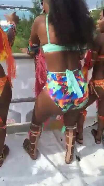 Carnival Twerking (reddit) GIF