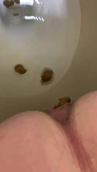 [SELLING][F26] Scat conten original [Dropbox] 29 videos eating shit playing smearing shallow shit [Custom Videos] [Load Shit Vacum Packed] [Video Calls] [dirty Sexting] im Available DM