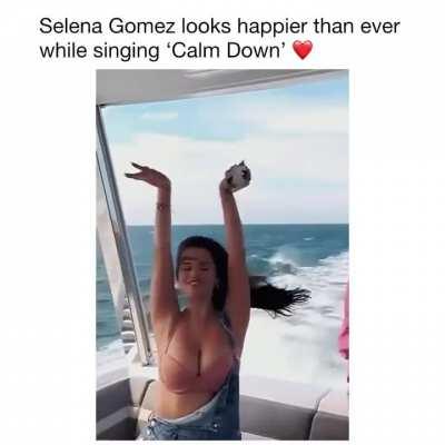 Some love for Selena