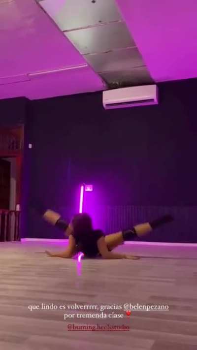 Cande Sampayo sexy dancer from Uruguay