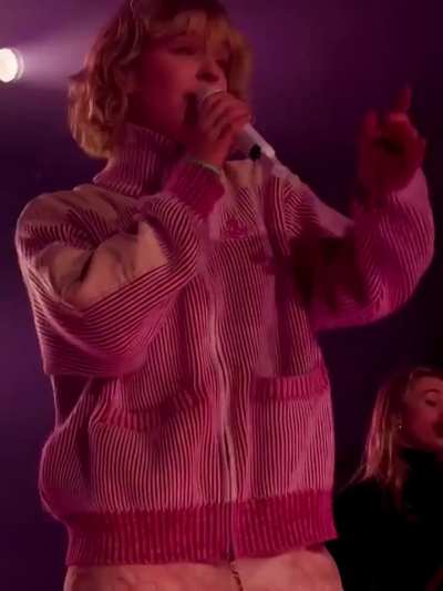 Pommelien Thijs - Het midden - Serious Request 2025