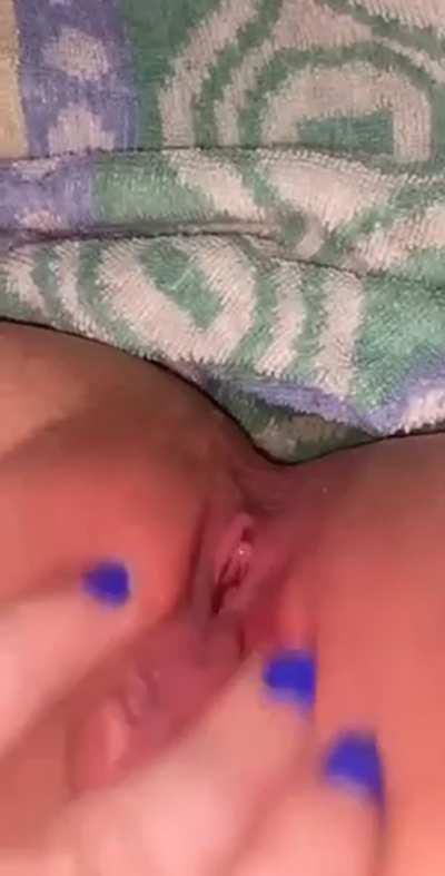 I love to squirt 💦