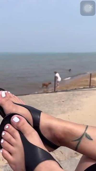 @myprettyfeet85 (banned) was live from Wednesday!! Part 5