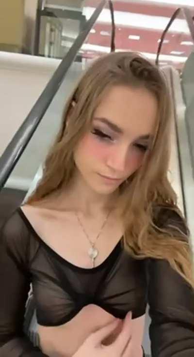 For all the people who didn’t believe me when I said I never wear panties in public