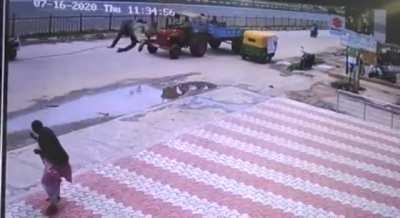 Pepe LePew flying away