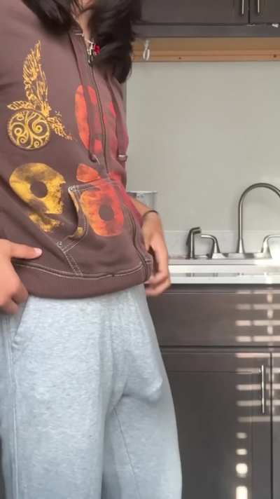 i love this sweater!! :p