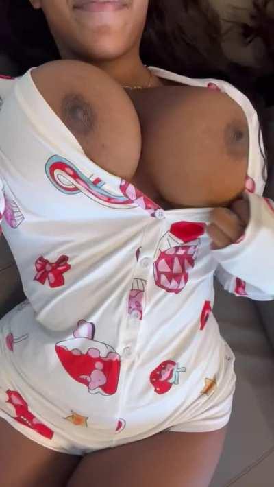 Do you like my nipples?