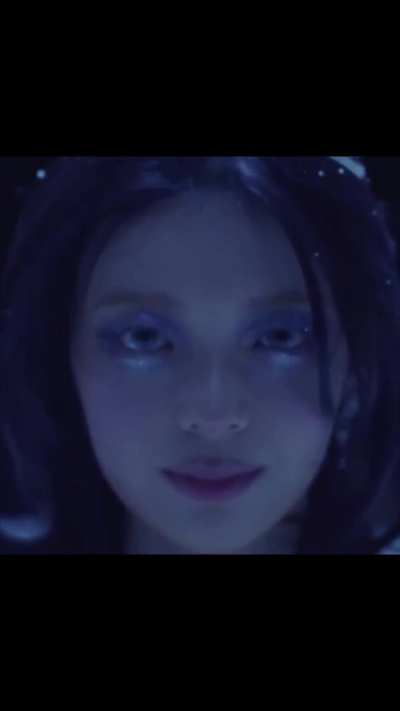 Lia unnie doesn't know how to scare