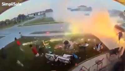 Who the fuck Burts firecrackers in day light near the house and family and van