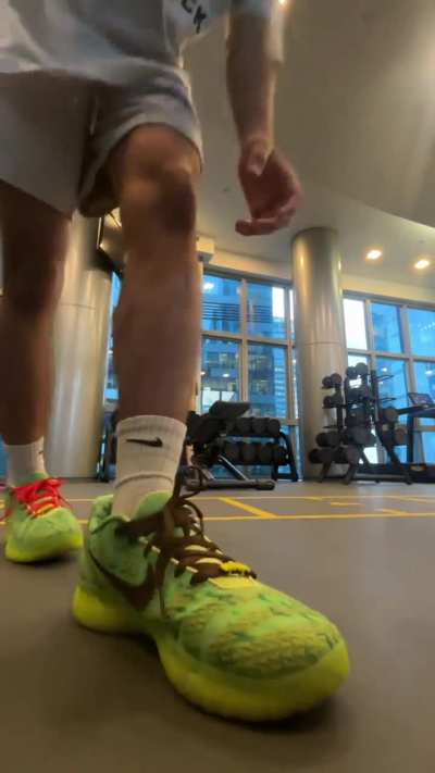 I feel I look weird, what am I doing wrong