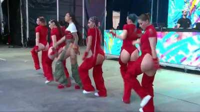 Stefania sfarcuri si fund sexy @Neversea 2023