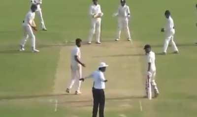 What kind of bowling action is this? That is why Gaikwad hit him for seven sixes in an over.
