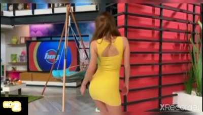 VOTE FOR YOUR FAVORITE KISS!!