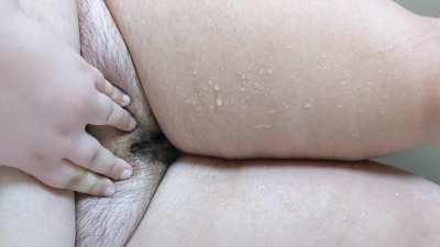 pissing on my thighs