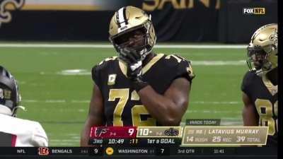 Funny moment from the game yesterday. #54 of the Falcons shows blitz, Armstead takes his mouthguard out and shouts over to Taysom: 