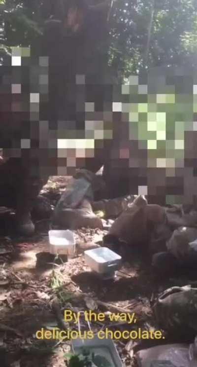 Ukranian Army Trying a British MRE. It Tastes Nice!💙💛