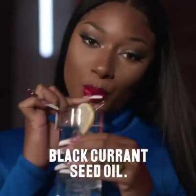 New Ad from Revlon with Sofia