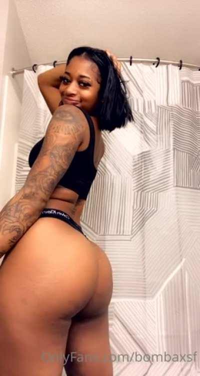 She’s cute but she needs to post better stuff 🥱