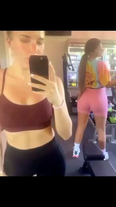 kylie edit pt 2 💕