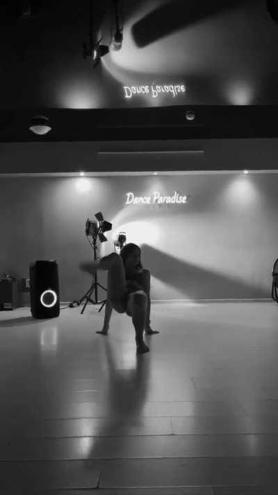 Artistic lighting twerk