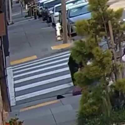 Two Asian women (aged 55 and 60) attacked and robbed in San Francisco