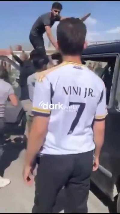 Suriyeliler Türk plakalı araçlara saldırıyor