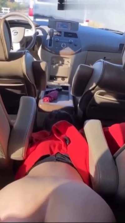 Quickie in a car with BBC 🤫