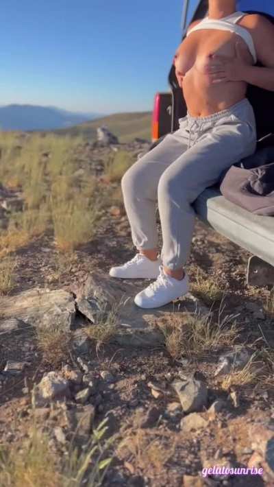 My titties are forever chasing sunsets 