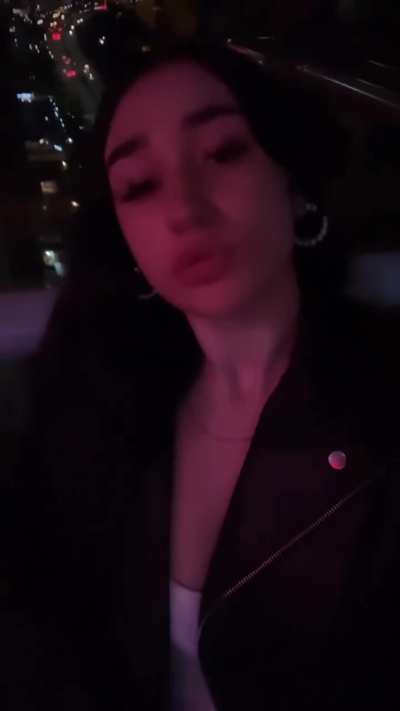 Who says smoking can’t be sexy?