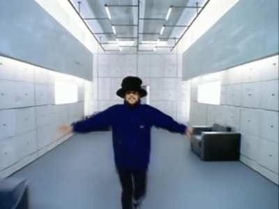 As a 8 year old in 96 this music video by jamiroquai was a trip song is Virtual Insanity