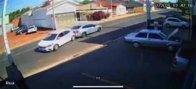 Brasil no Idiots in cars.