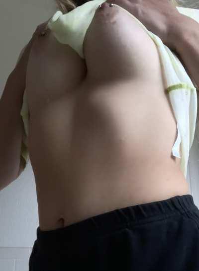 it’s a little cold in here, can you tell? need someone to come warm me up...