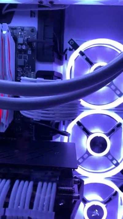 Lian Li O11 Dynamic XL + 2x LCD screens mod part 2