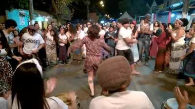 All crowds are enjoying together..