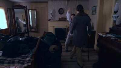 with Ella Hunt in Dickinson [S1E2-2019]