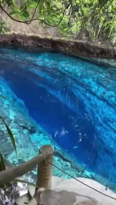 Crystal Clear Pool - for those who suffer with thalassophobia