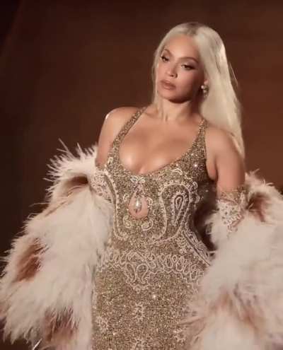 Beyonce for the Grammys via IG 2-5-2025